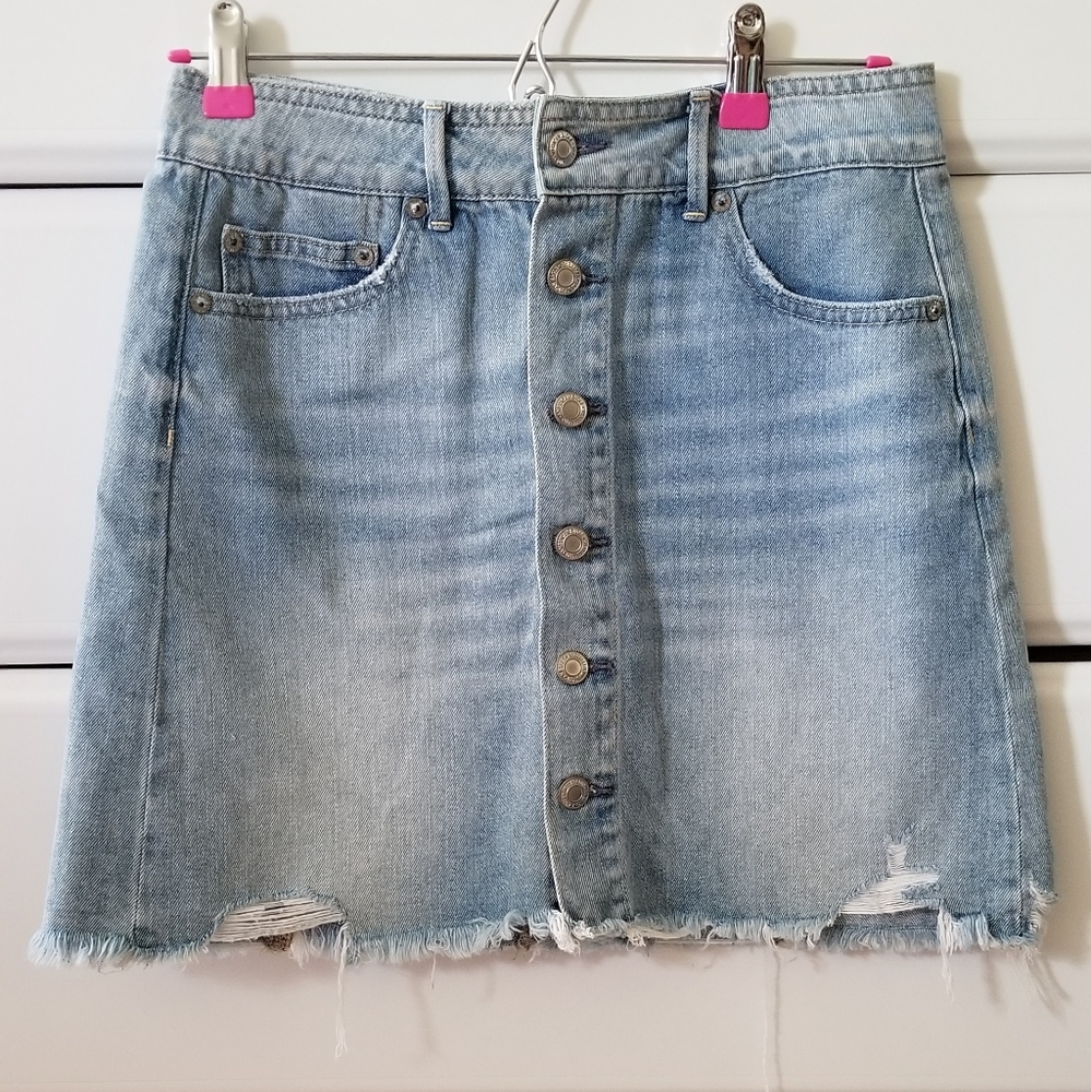 American Eagle Outffiters Denim Summer Skirt Size 2